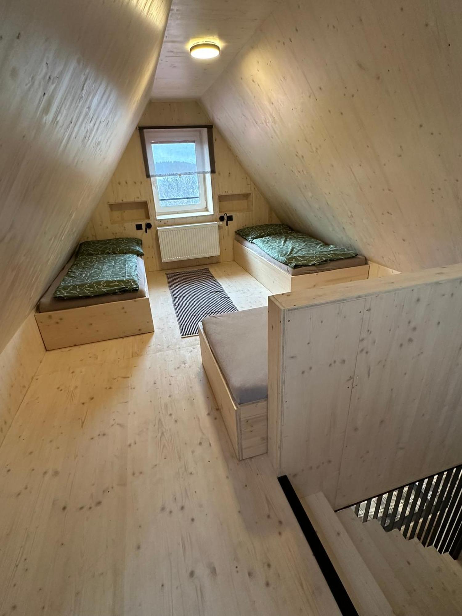 Penzion A Restaurace Pod Sjezdovkou Ченковице Экстерьер фото
